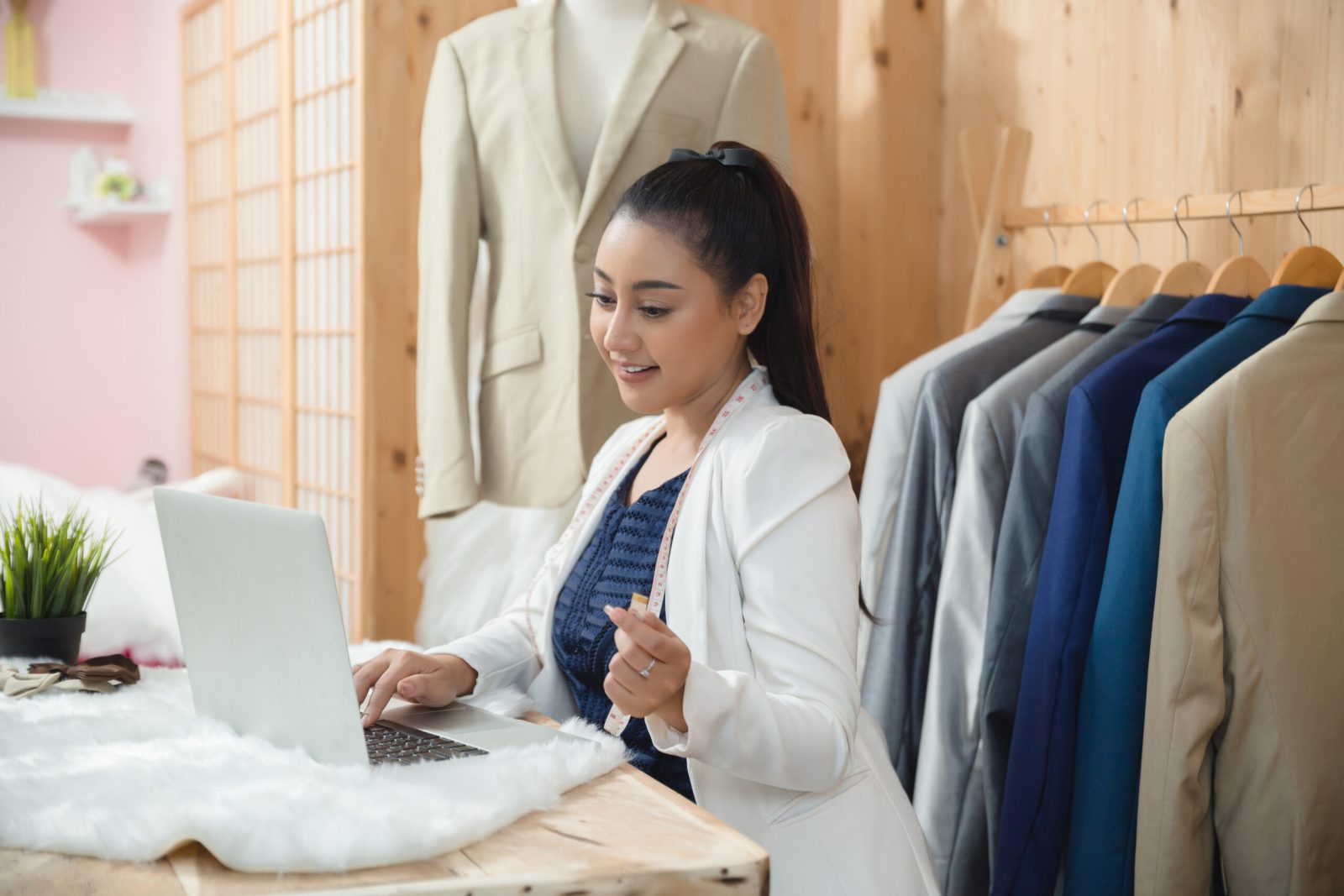 E-commerce Assistant